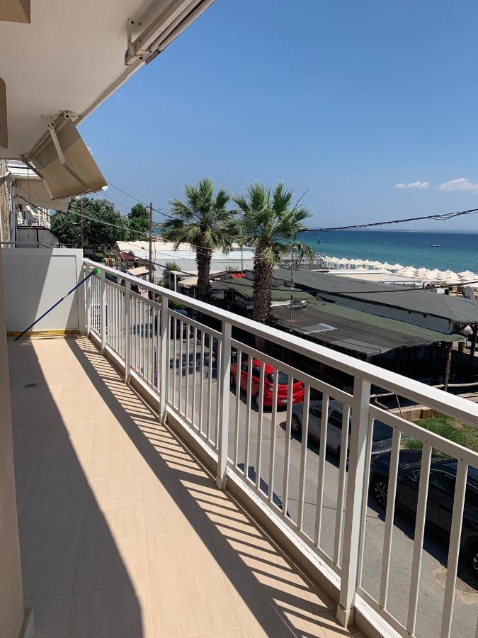 "Breeze" Front To The Sea - Hakidiki Villa ฟิออยิตา ภายนอก รูปภาพ